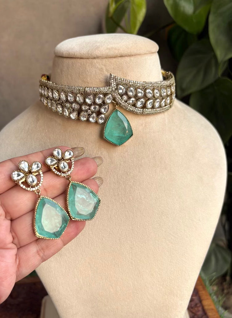 ANAISHA Mint Necklace Set