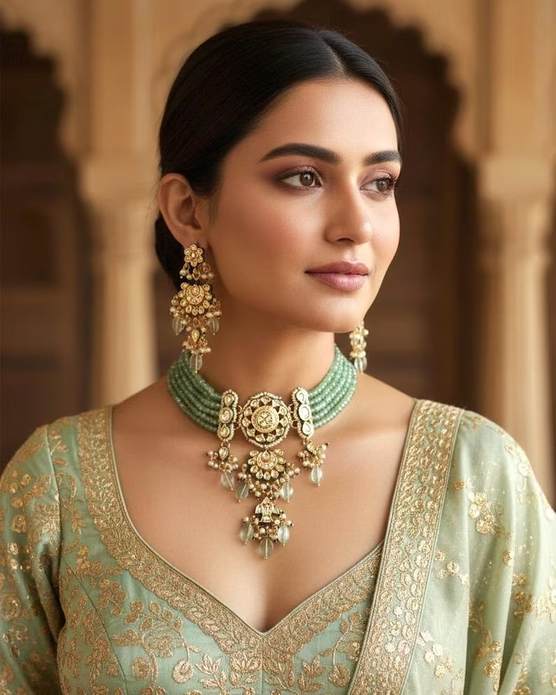 NADIRA Mint Gold Necklace Set