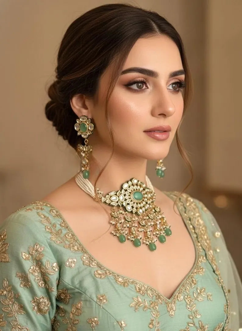 NASRIN Mint Gold Necklace Set