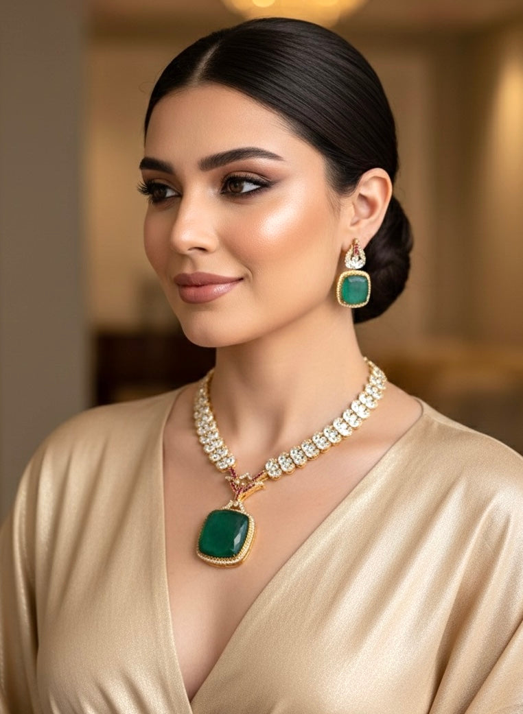 ARLEENA Victorian Style Emerald green Necklace set