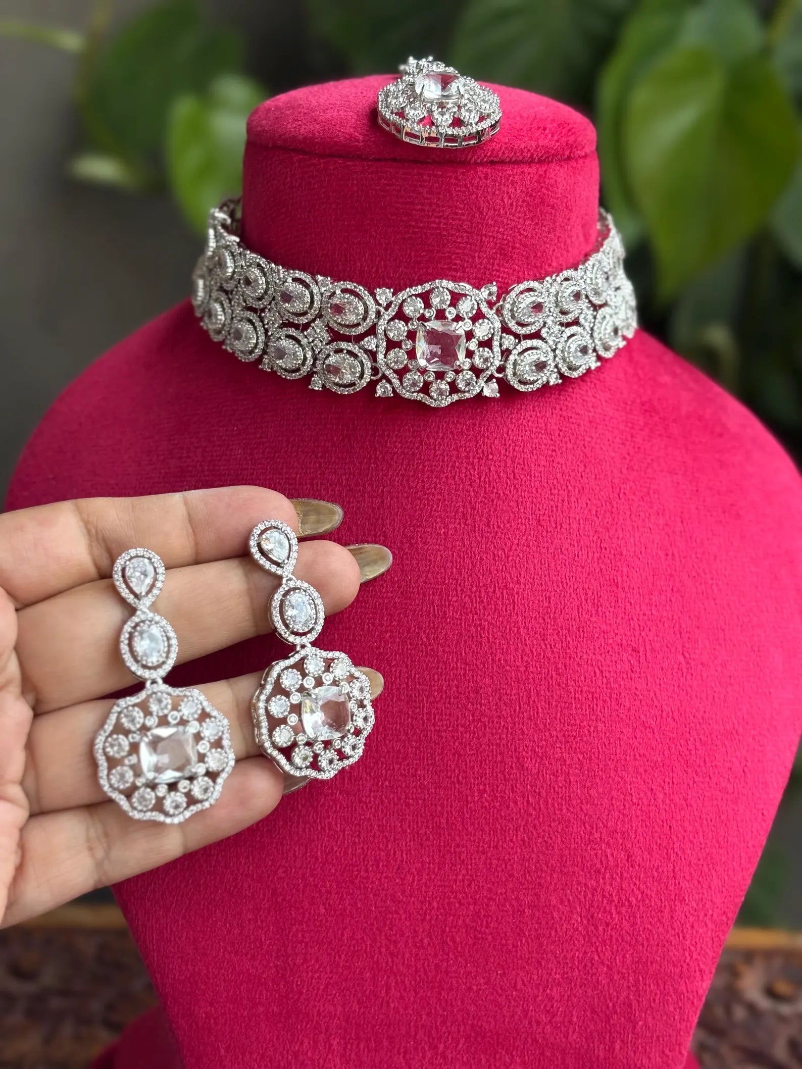 ANAYA Clear Silver Choker AD Set
