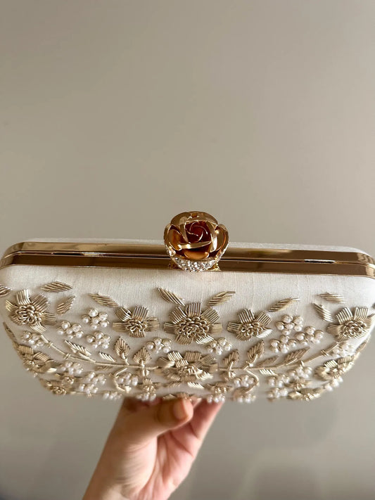 DAISY White Gold Clutch Purse