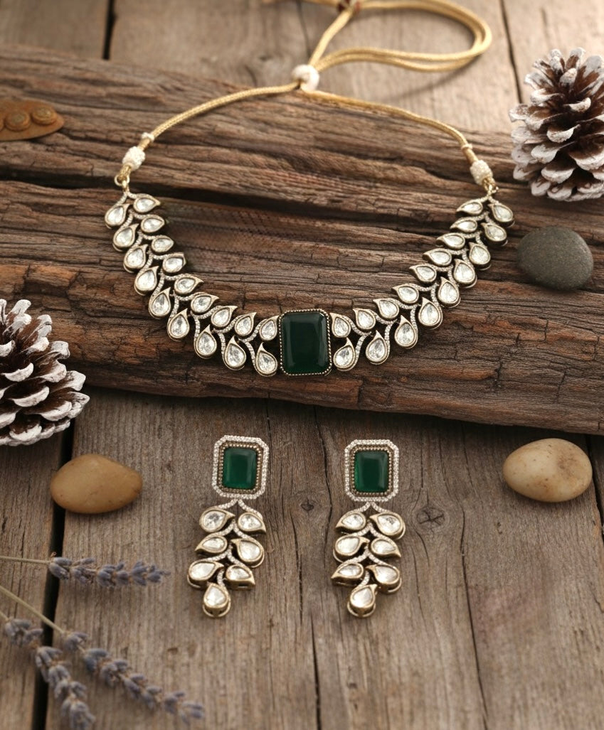 SHIRIN Green Victorian Necklace Set
