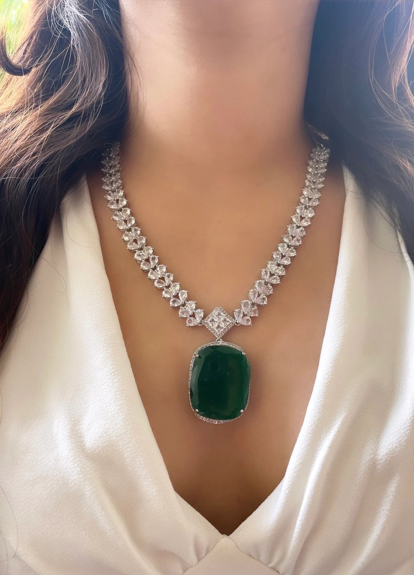 ELNAZ Green AD Pendant Set