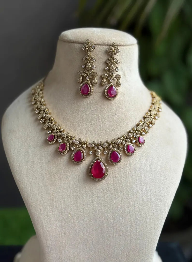 LAYLA Ruby Red Necklace Set