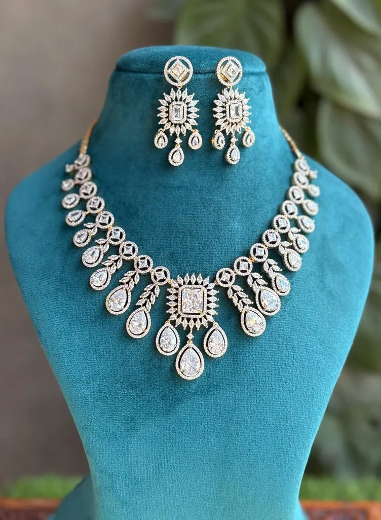 ANNAIKA Clear Gold AD Necklace Set