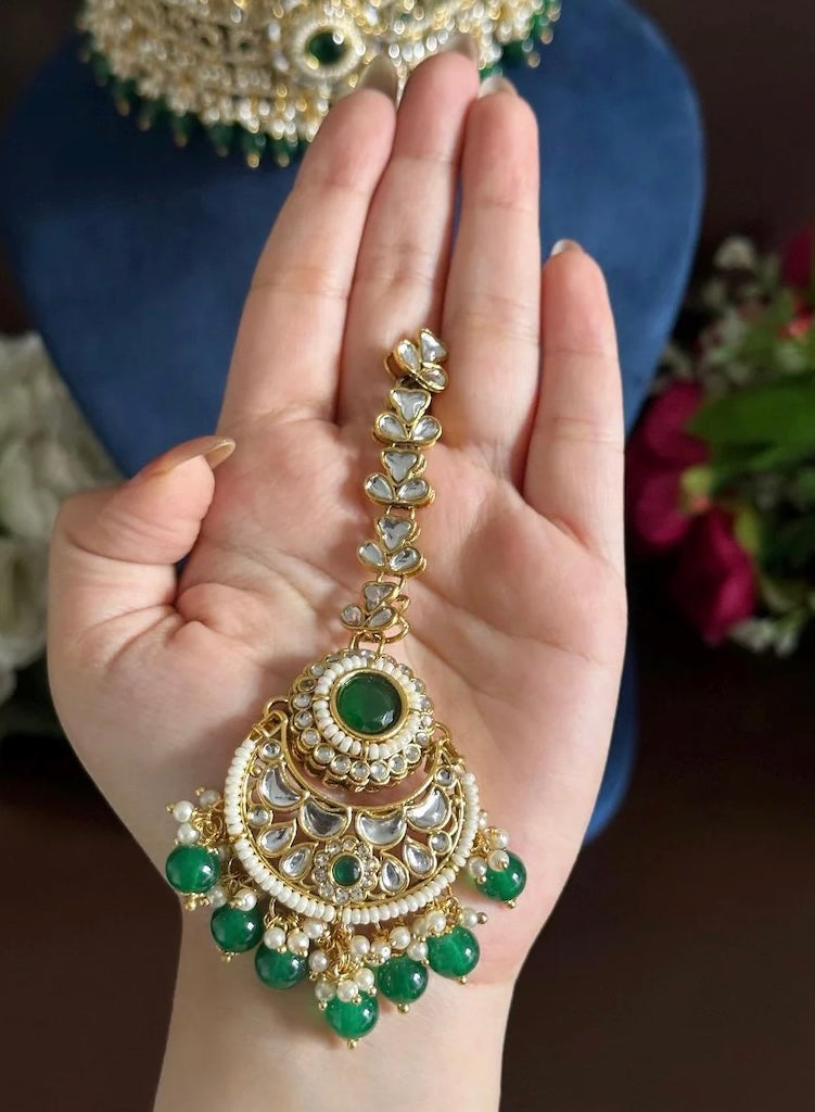 AASHNA Green Kundan Necklace Set