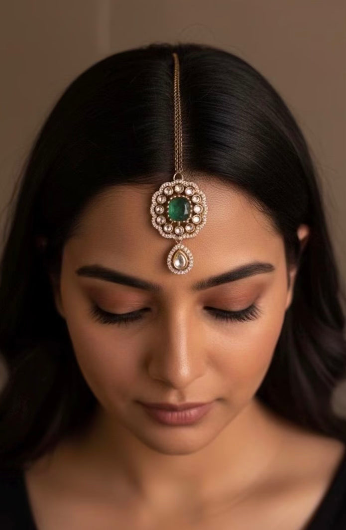 AAIRA Green Doublet Maangtikka