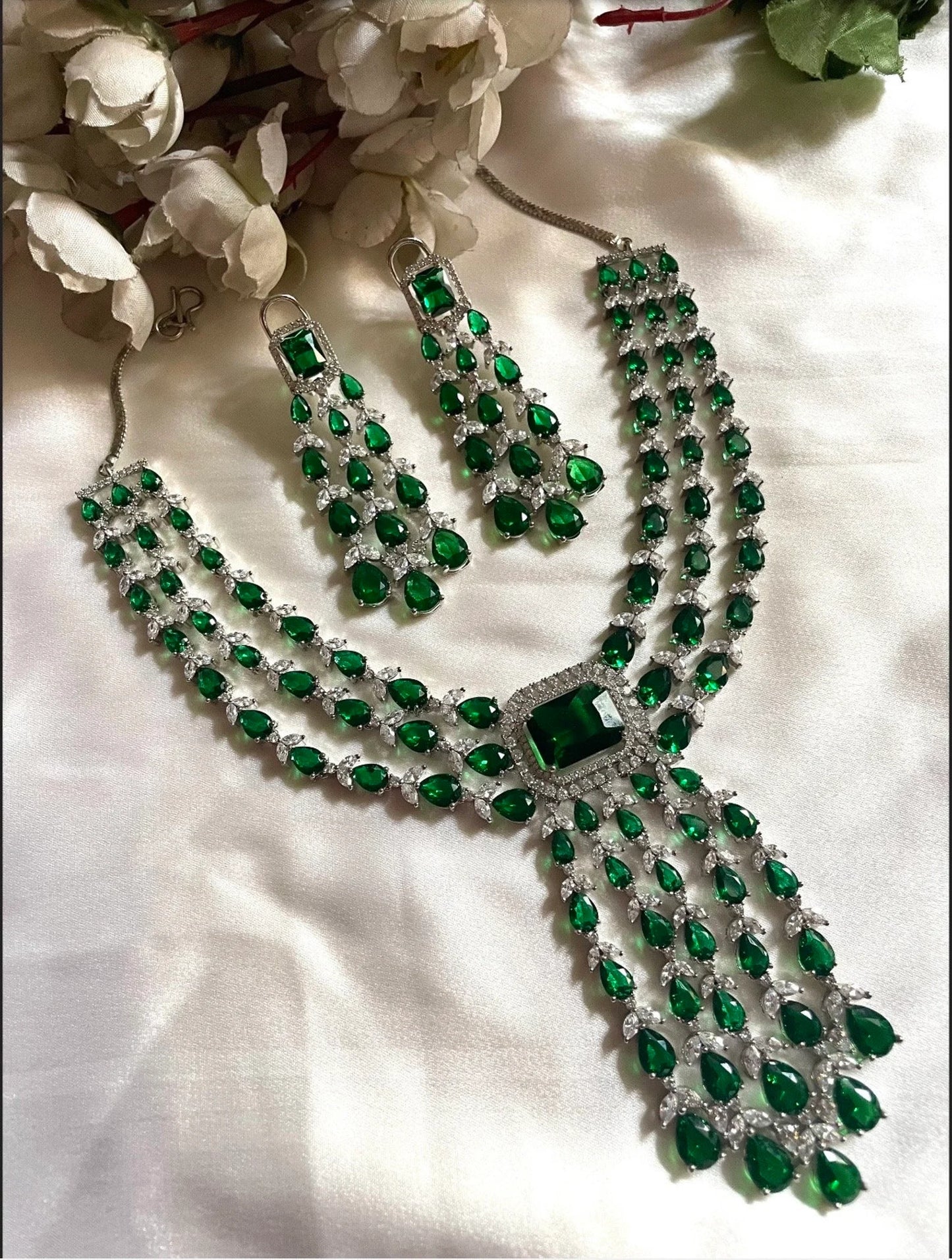 NAOMI Ruby AD Necklace Set