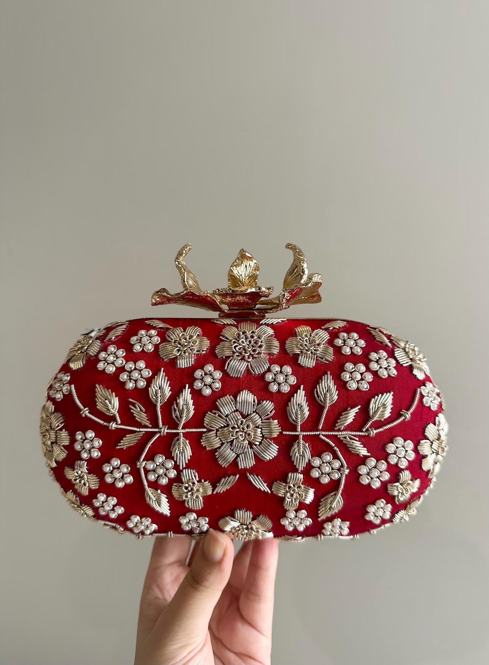 ROSA Pastel Pink Gold Oval Clutch Purse