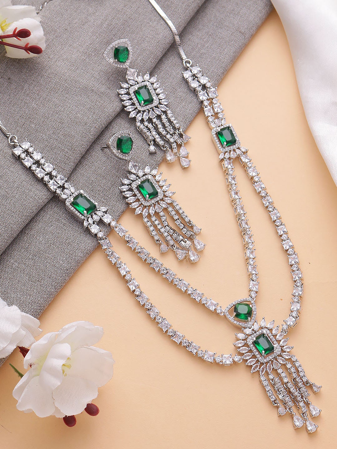 Dark Green Pendant Set in American Diamond / Classy high quality jewelry for wedding, prom, gala dinner / traditional bridal jewellery