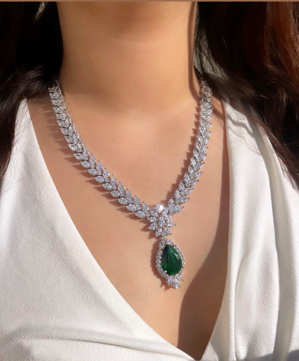 Alia Bhatt Emerald green Pendant Set in American Diamond Classy high quality cz zircon jewelry for wedding, prom,gala dinner bridal jewelery