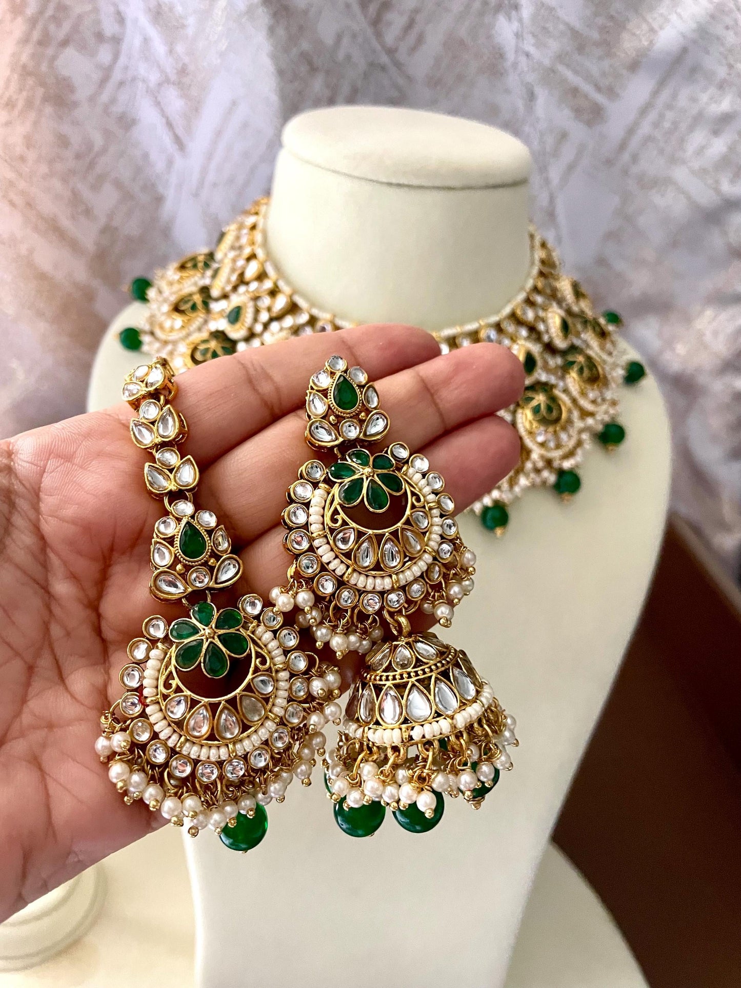 HINA bridal Kundan necklace set in emerald green colour,Indian wedding jewelry pakistani nikaah jewellery bollywood, maangtika included