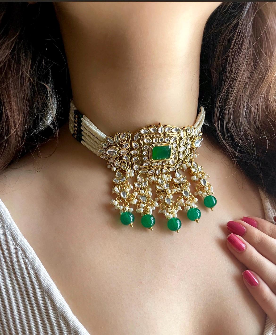 AMYRA Green Kundan Necklace Set