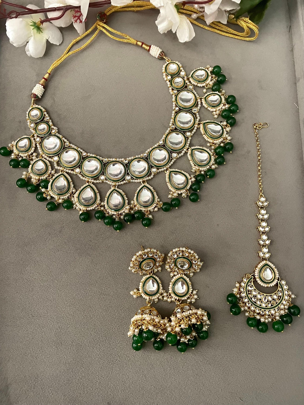 ISHANI Green Kundan necklace earrings maangtika,Punjabi Jewellery, Indian Kundan Bridal Necklace Set, cz zircon,Pakistani nikaah Jewelry
