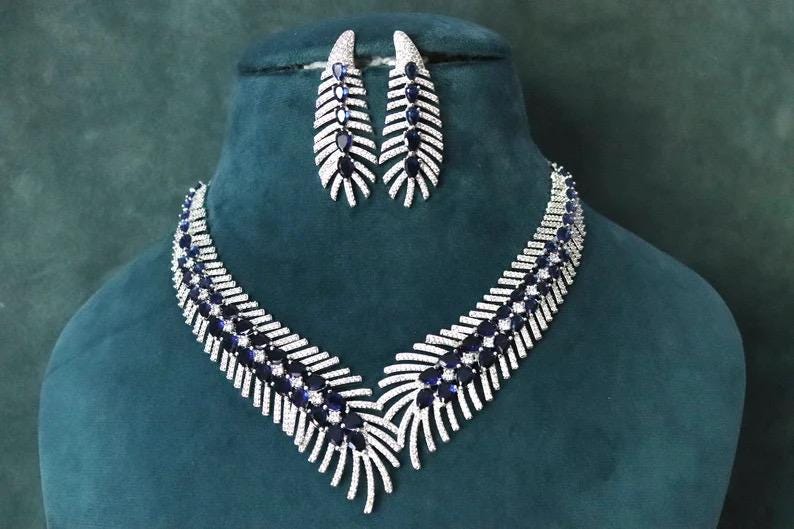 REBECCA Blue Sapphire feather style necklace Set in American Diamond Classy high quality cz zircon jewelry, prom,gala dinner bridal jeweller