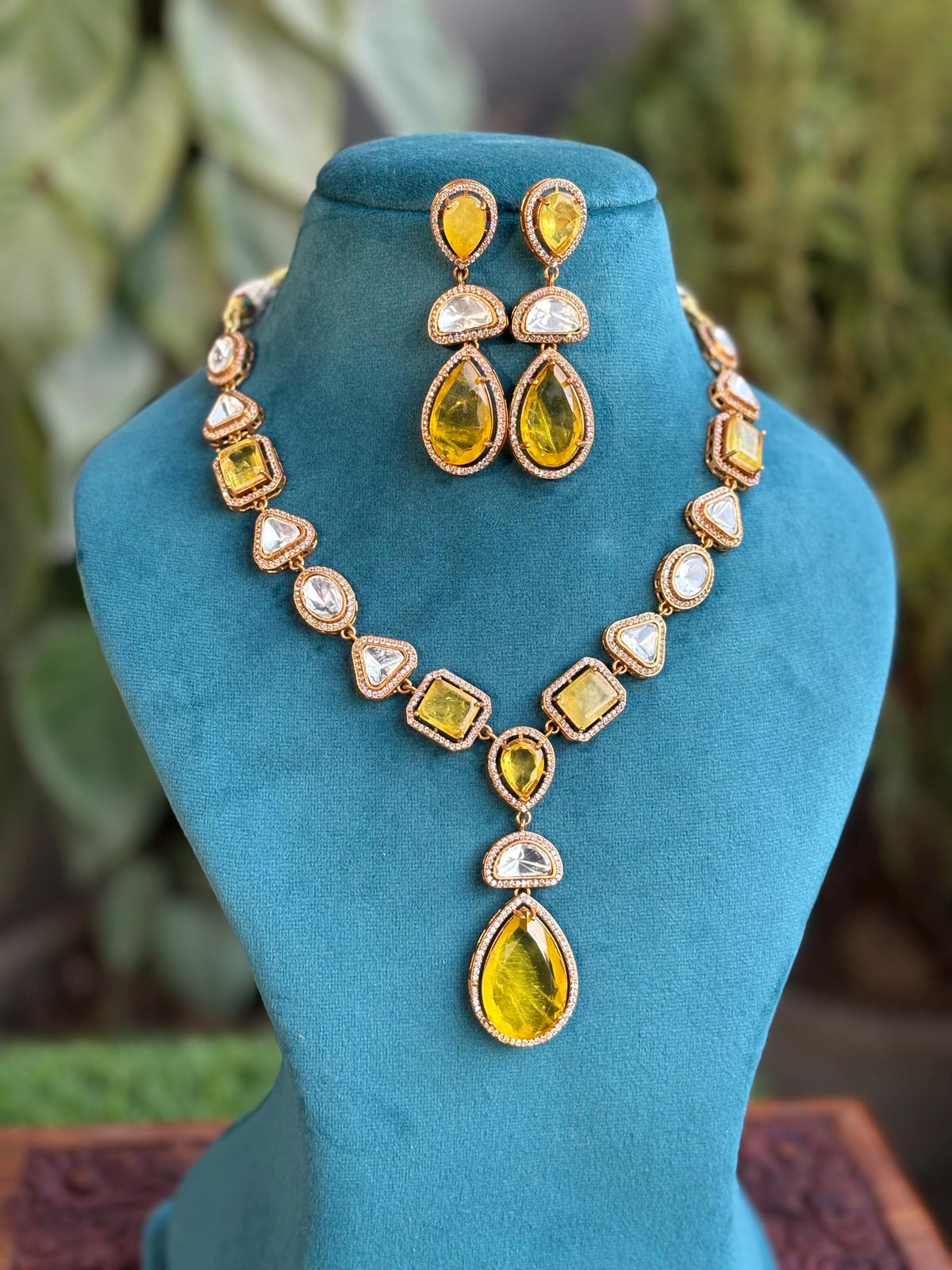 RHEA Yellow colour necklace,Doublet Stones Uncut Polki Kundan Wedding Jewelry Necklace with Earrings,Indian Pakistani jewelry, two tone
