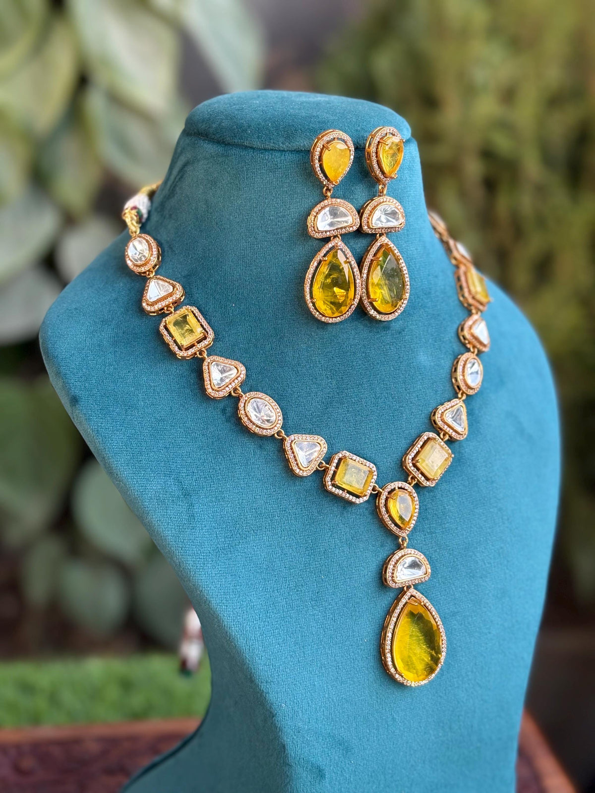 RHEA Yellow colour necklace,Doublet Stones Uncut Polki Kundan Wedding Jewelry Necklace with Earrings,Indian Pakistani jewelry, two tone