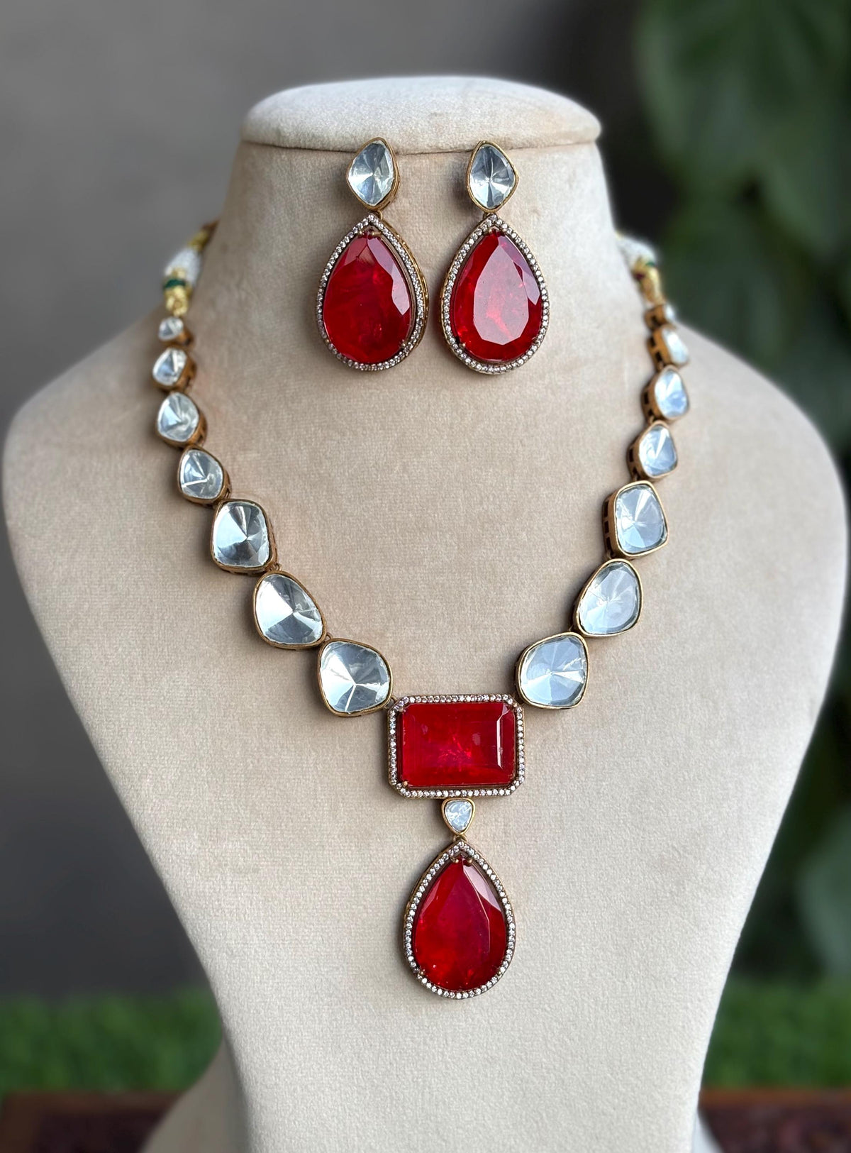 SARGAM Gold Finish Ruby Red Doublet Stones Uncut Polki Kundan Wedding Jewelry Necklace Set with Earrings Indian pakistani jewelry