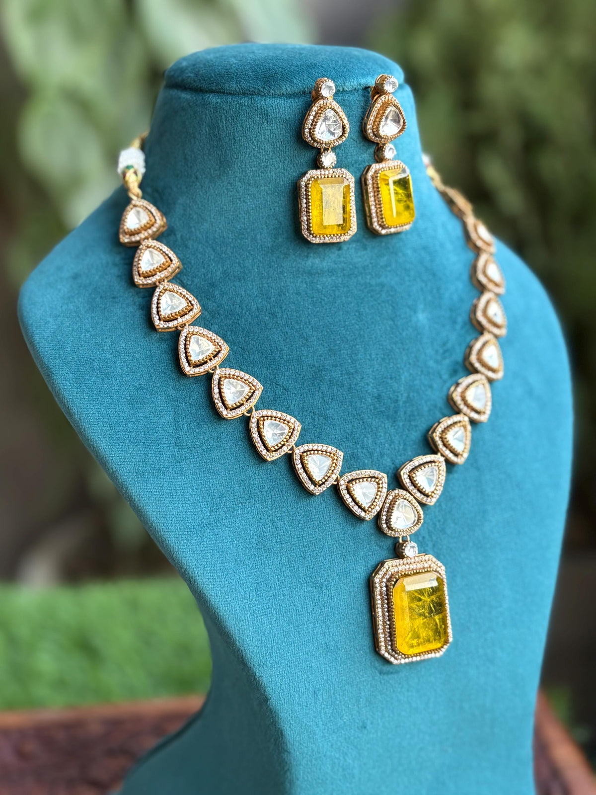MANASVI Yellow colour necklace,Doublet Stones Victorian style Polki Kundan Wedding Jewelry Necklace with Earrings,Indian Pakistani jewelry