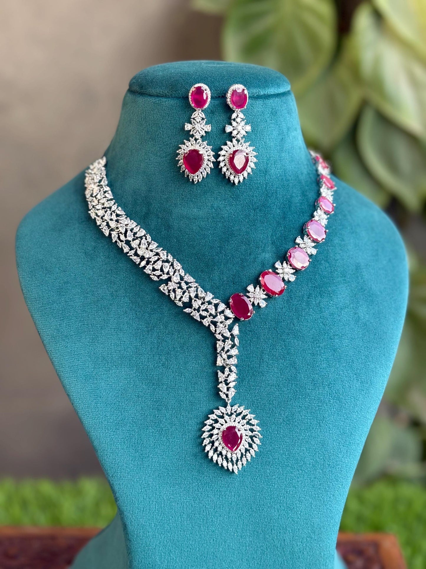 AISHANI Ruby colour stylish necklace Set in American Diamond Classy high quality cz zircon jewelry, prom,gala dinner bridal jewellery