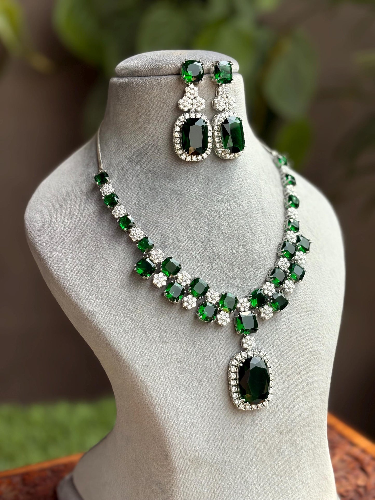 ADITA green necklace earrings in American Diamond Classy high quality cz zircon jewelry,prom,gala dinner green colour jewellery set