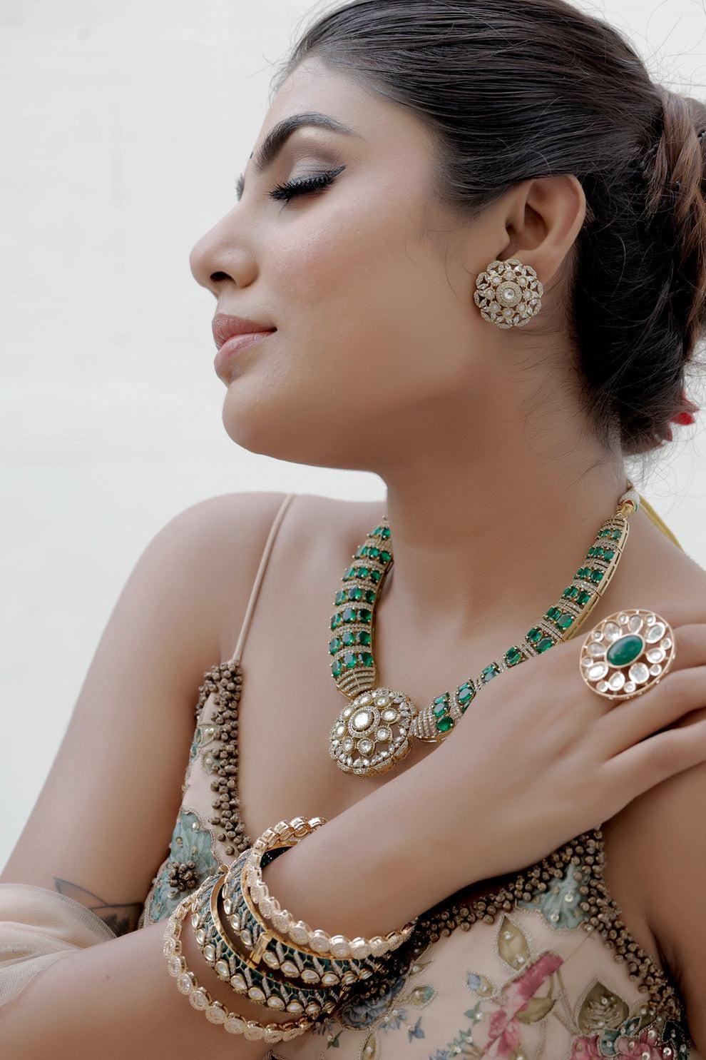 REYANA Royal look Green kundan hasli necklace set ,Indian Bridal Victorian kundan , pakistani jewelry