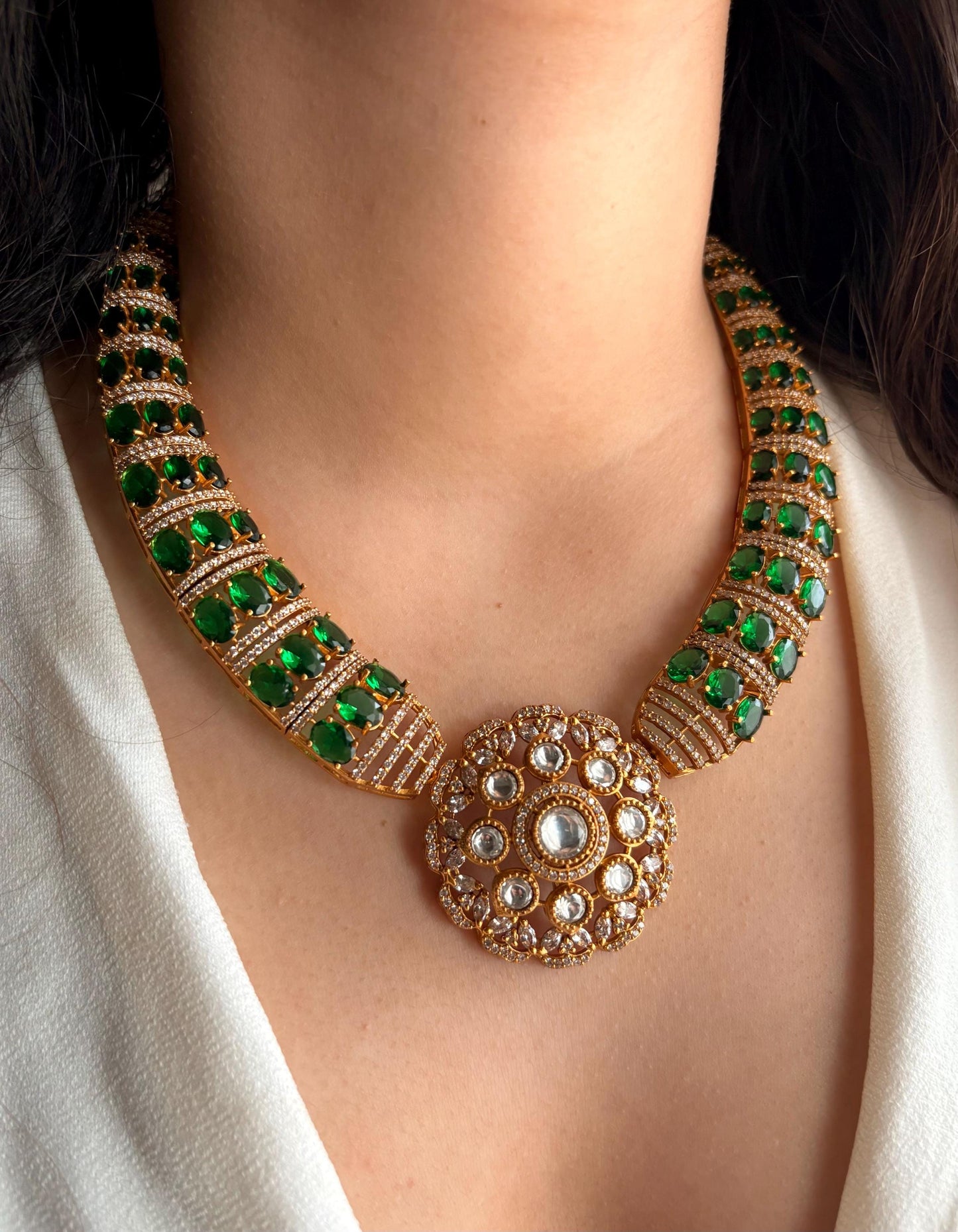 REYANA Royal look Green kundan hasli necklace set ,Indian Bridal Victorian kundan , pakistani jewelry