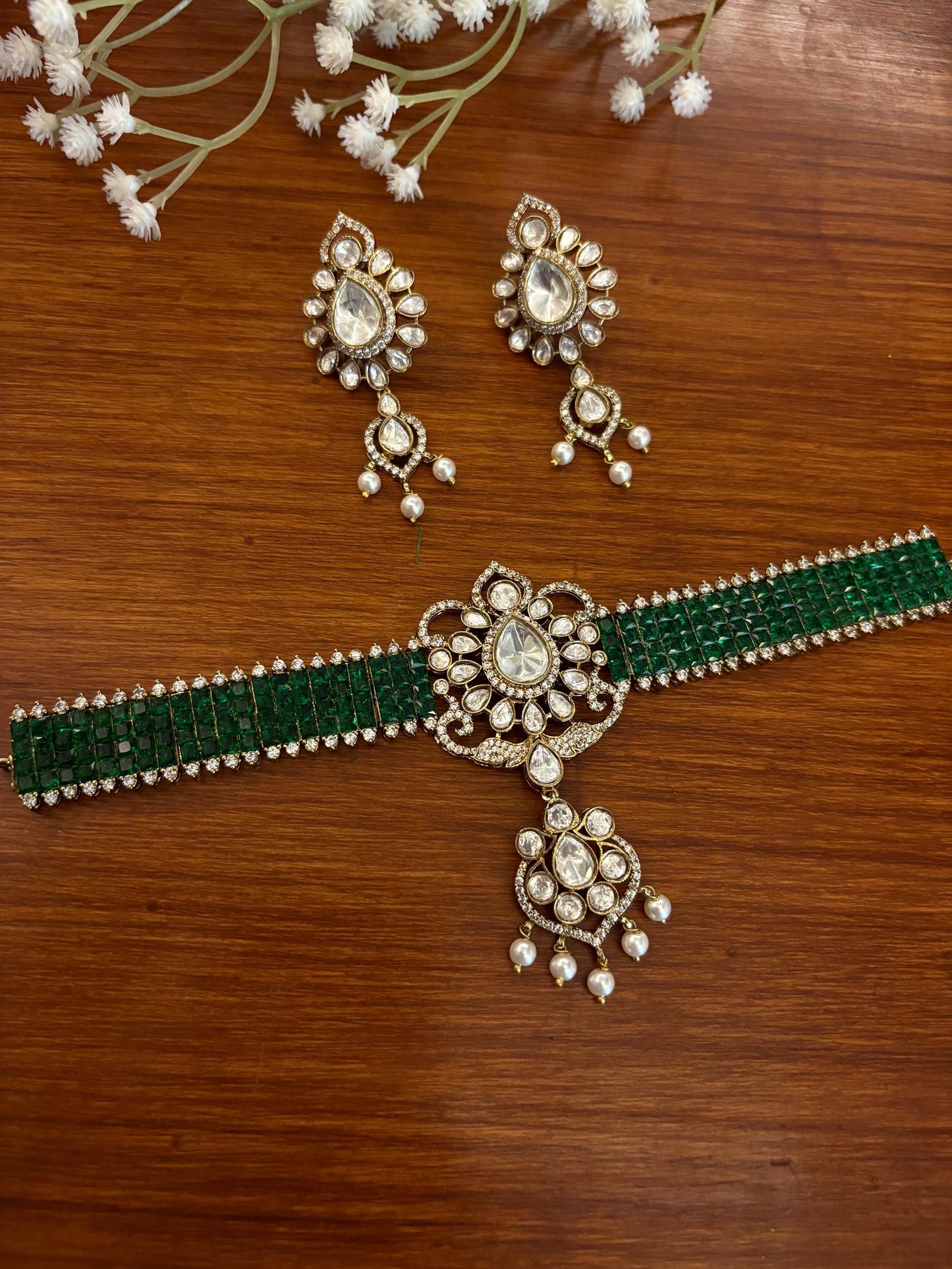 MAHIRA emerald green choker set,Victorian style kundan necklace set, Indian Bridal traditional jewelry, green choker earrings