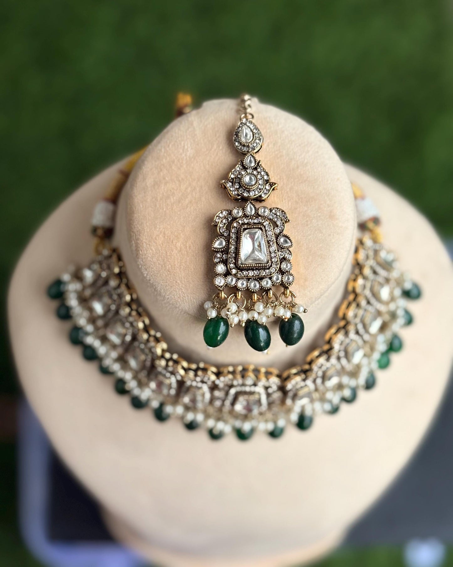 MASHA Green kundan choker necklace earrings and maangtika,indian wedding jewelry pakistani nikaah jewelry, green colour bridal jewelry