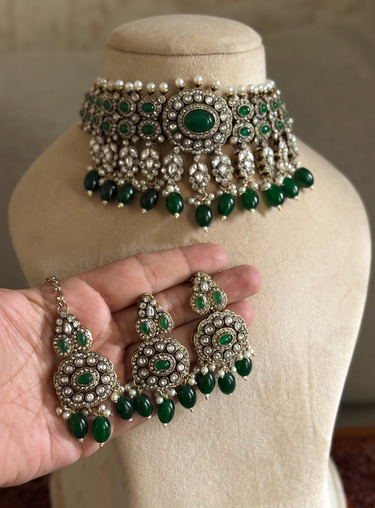 SHEHLA Green colour Victorian style kundan and cz choker necklace set with maangtika, Indian Pakistani wedding bridal jewelry
