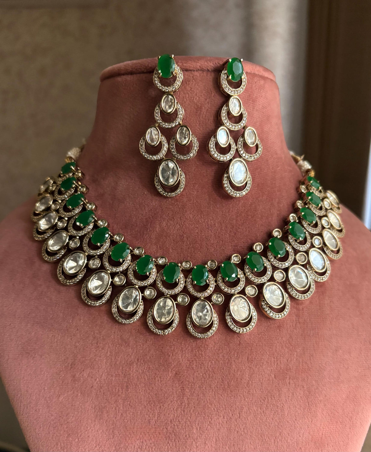 MUGDHA Emerald green Premium quality Moissanite and kundan Necklace set ,indian Pakistani wedding jewelry, Victorian style  green jewelry