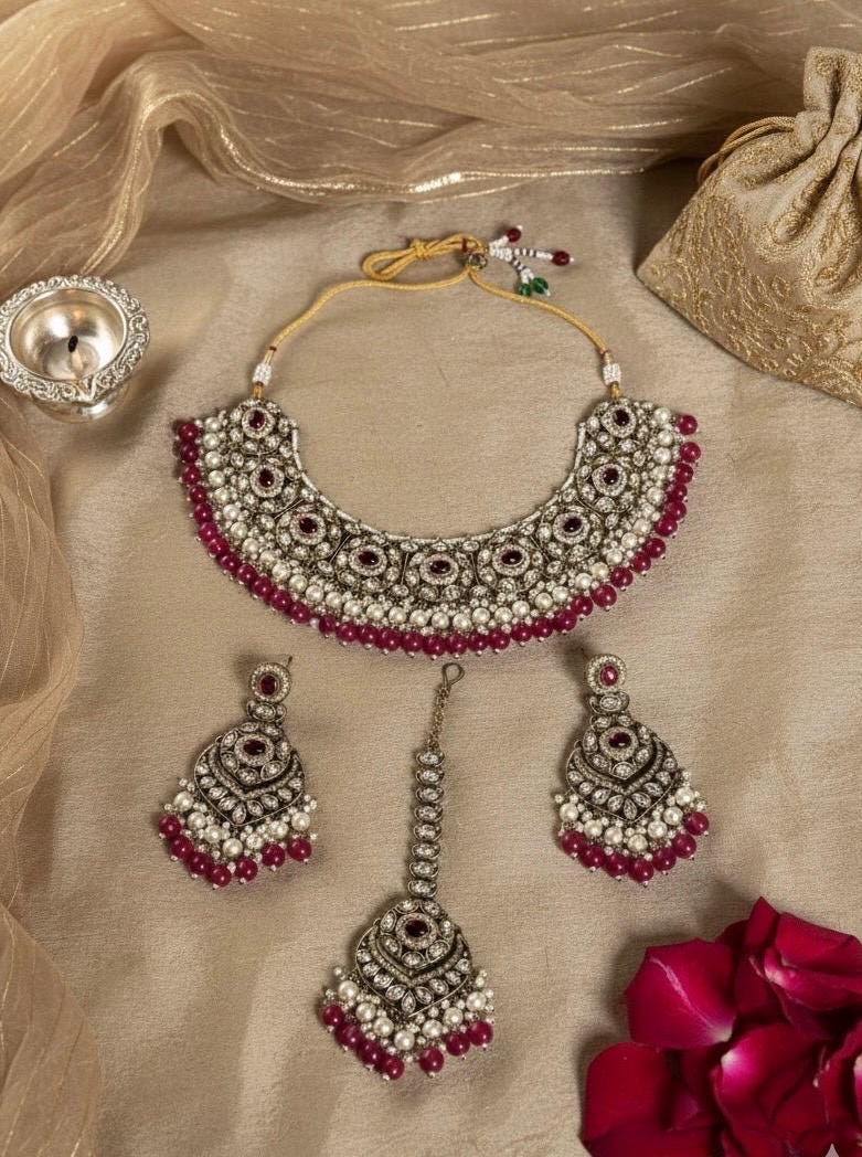 AMEIRA Pink Kundan Necklace Set