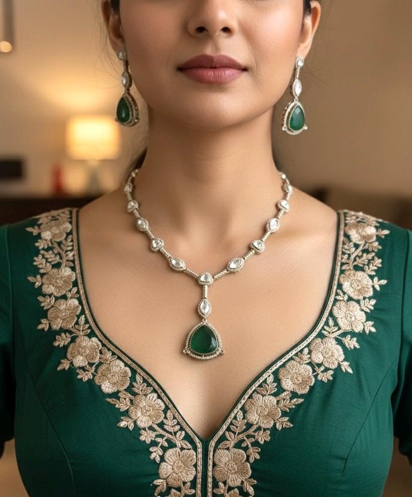 HIBA Emerald green doublet stone Necklace Set in Victorian Style