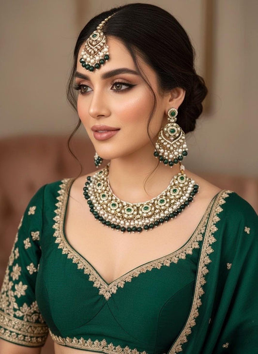 AMEIRA Green Kundan Necklace Set