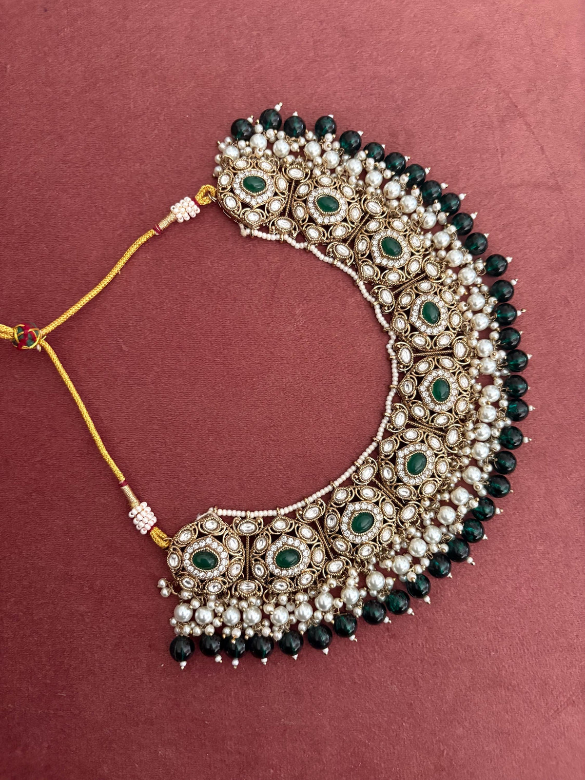 AMEIRA Green Kundan Necklace Set
