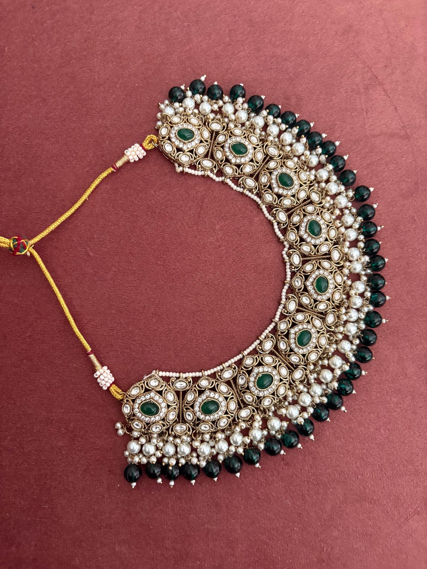 AMEIRA Green Kundan Necklace Set