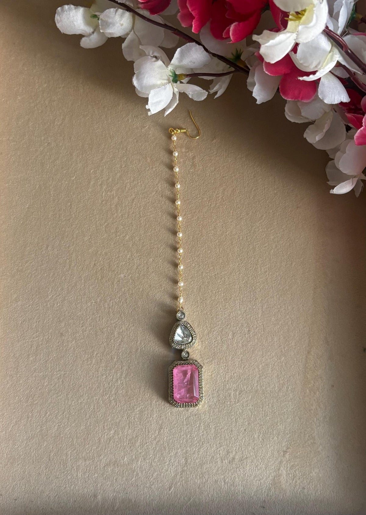 SAIRA Pink doublet stone maangtika in doublet stone, Indian bridal jewelry, forehead jewelry