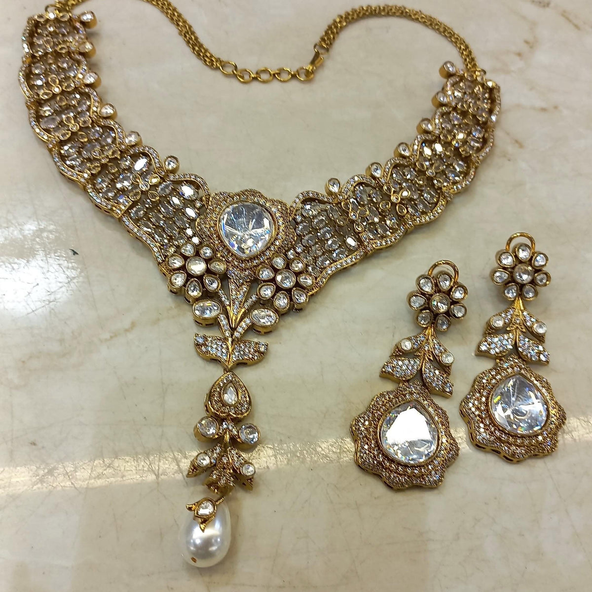 MANNAT Premium quality Kundan and Polki Clear stones necklace set, Indian Pakistani wedding and festive jewelery, collar style necklace set