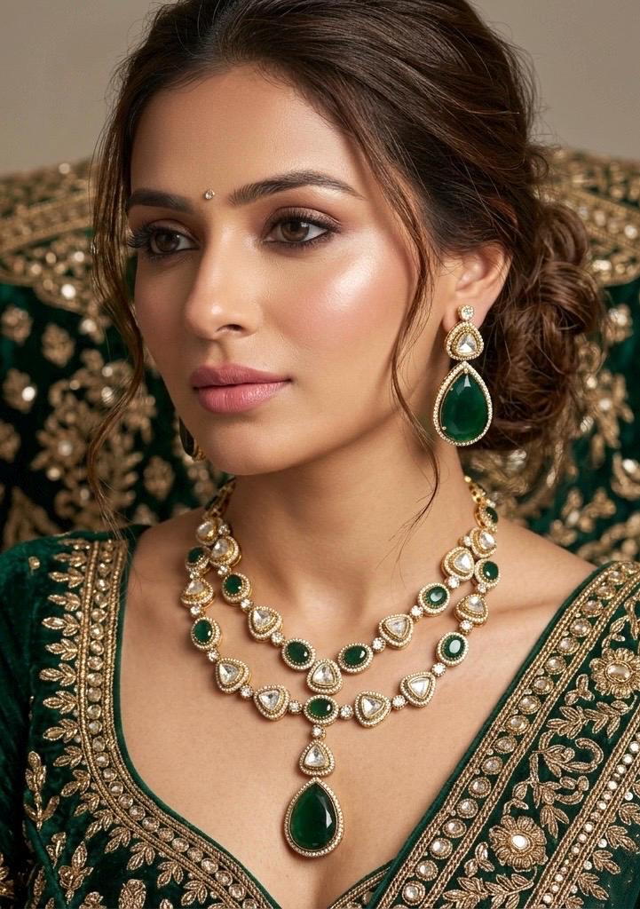 SHRIYA Green Necklace Set