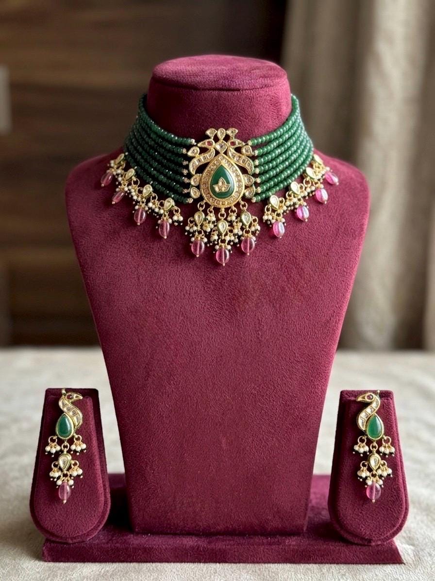 ALIZA Green Necklace Set