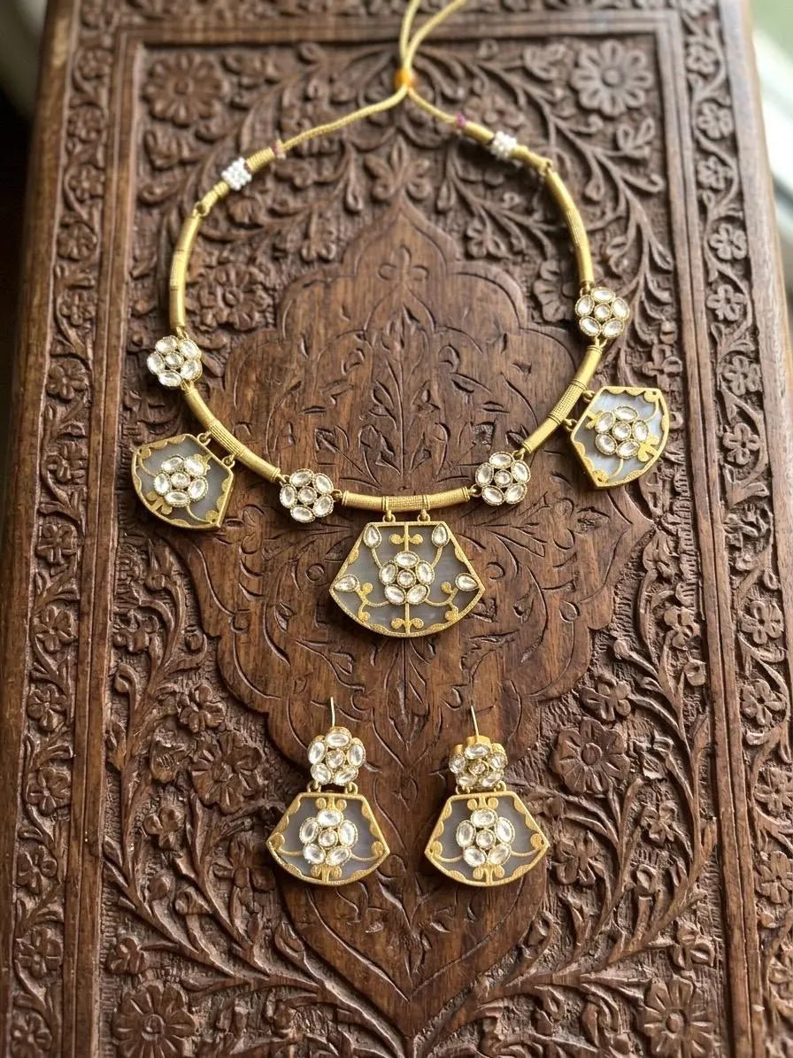 KIAH Gray Hasli Necklace Set